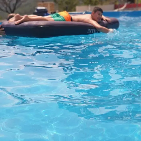 Holiday home Charming 4-Bed House In Pyrgetos *